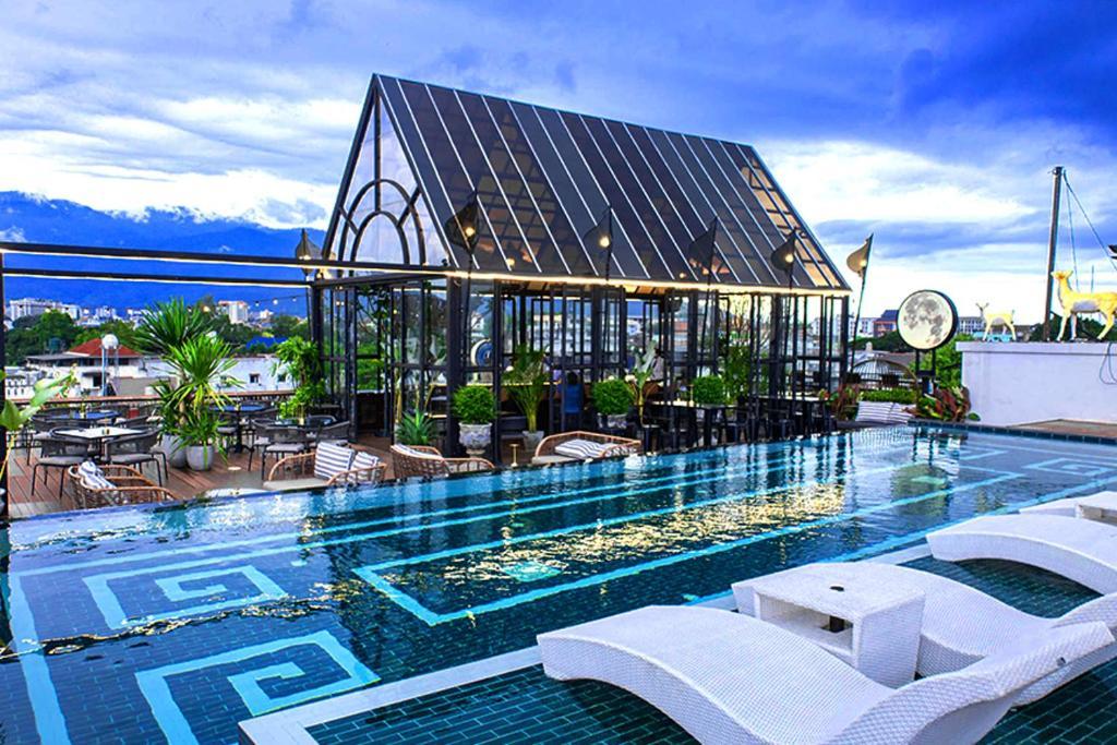 Glory Boutique Suites 清迈古城荣耀精品酒店 Chiang Mai Luaran gambar